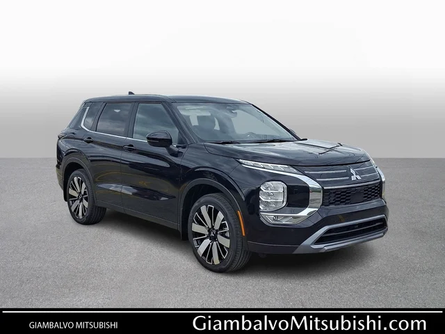 2026 Mitsubishi Outlander SE