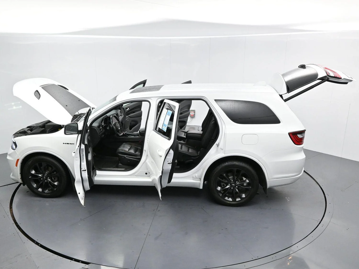 Used 2022 White Knuckle Clearcoat Dodge R/T Plus image 47