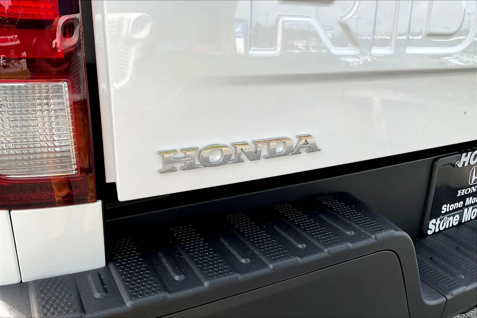 New 2026 Platinum White Pearl Honda RTL image 15