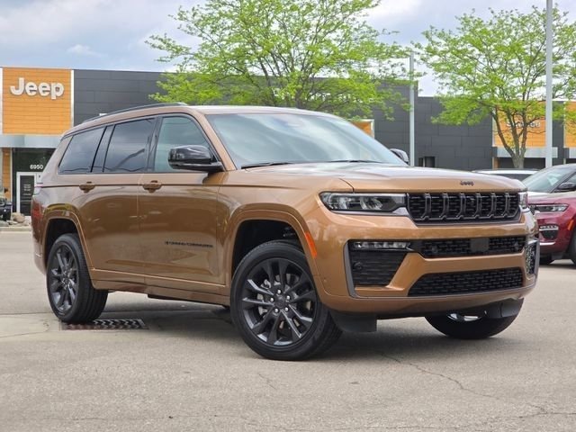 New 2026 Copper Shino Metallic Clear-Coat Exterior Paint Jeep Limited Reserve image 2