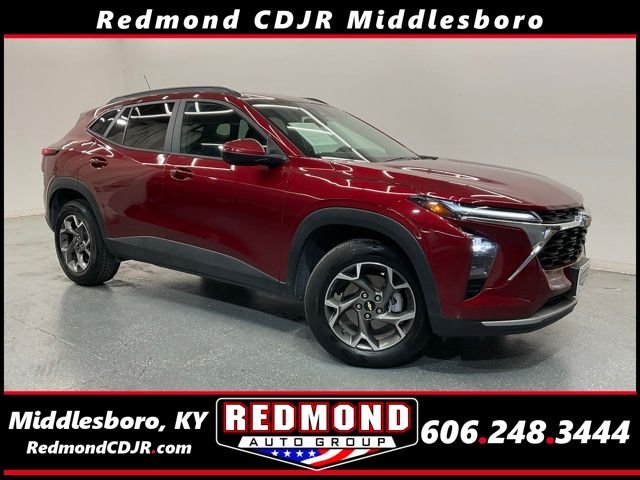 Used 2025 Red Chevrolet LT image 1