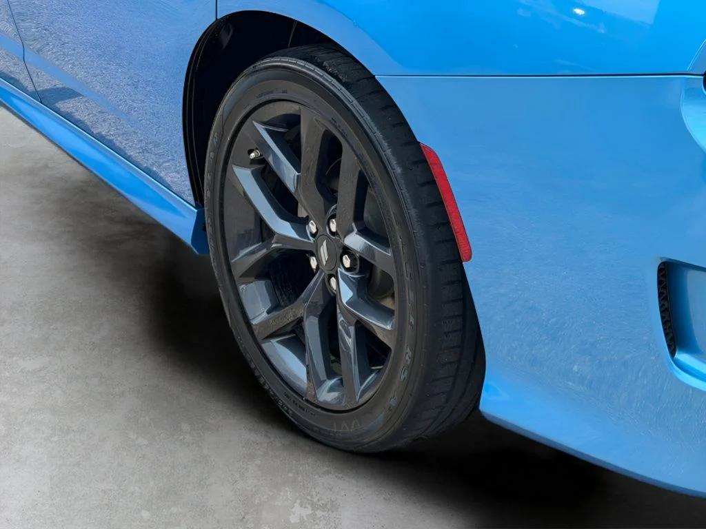 Used 2023 B5 Blue Pearlcoat Dodge R/T image 7