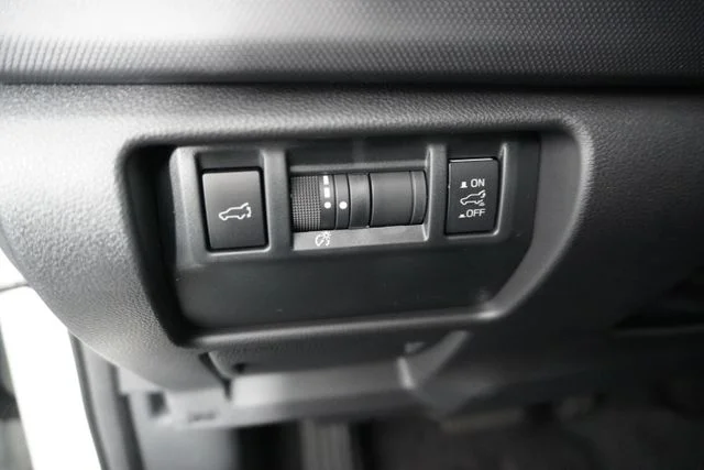 New 2026 CRYSTAL WHITE PEARL Subaru Touring image 15