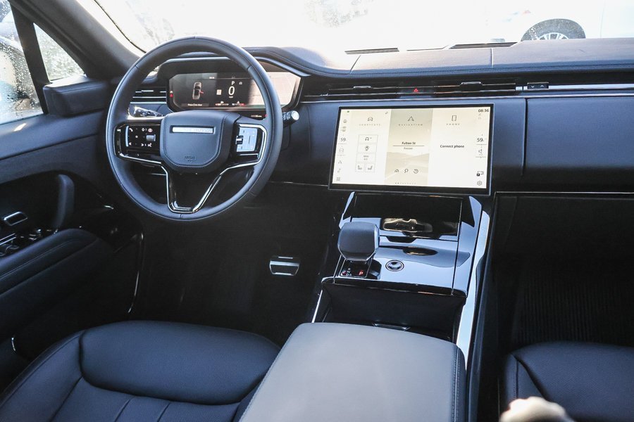 New 2026 Borasco Grey LAND ROVER Dynamic SE image 20