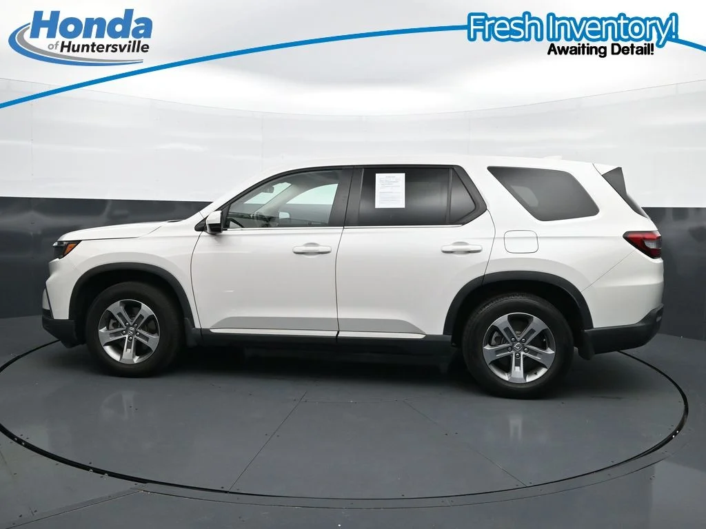 Used 2025 Platinum White Pearl Honda EX-L image 6