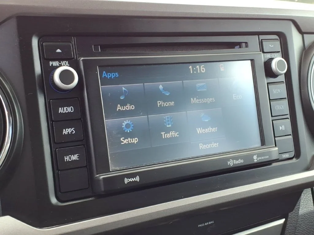 Used 2019 Blue Toyota SR5 image 16