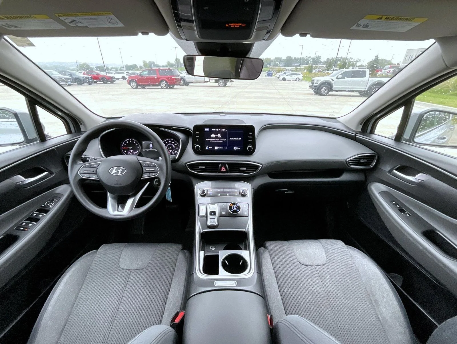 2021 Hyundai Santa Fe SE - Photo 15