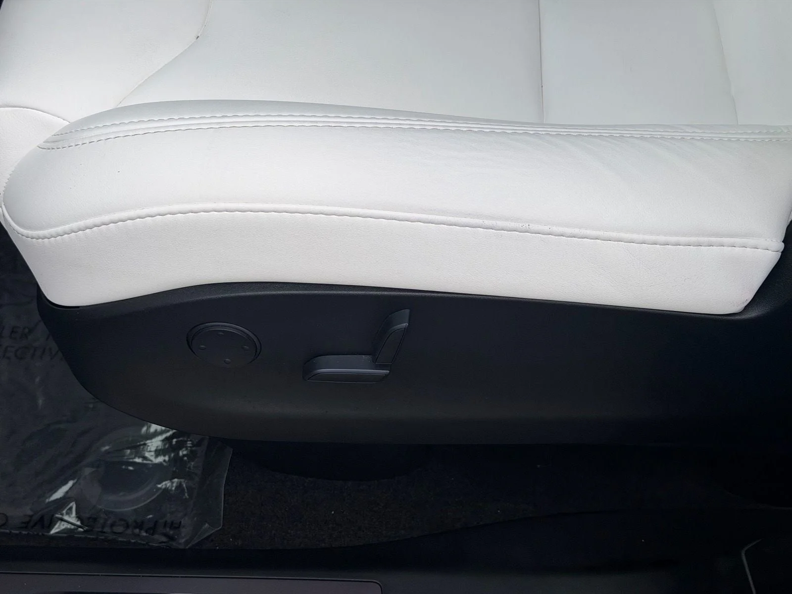 Used 2018 Gray Tesla  image 15