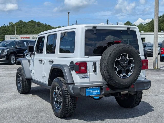 Used 2023 White Jeep Rubicon 4xe image 3