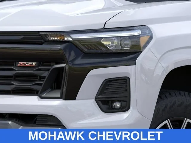 New 2026 Summit White Chevrolet Z71 image 10