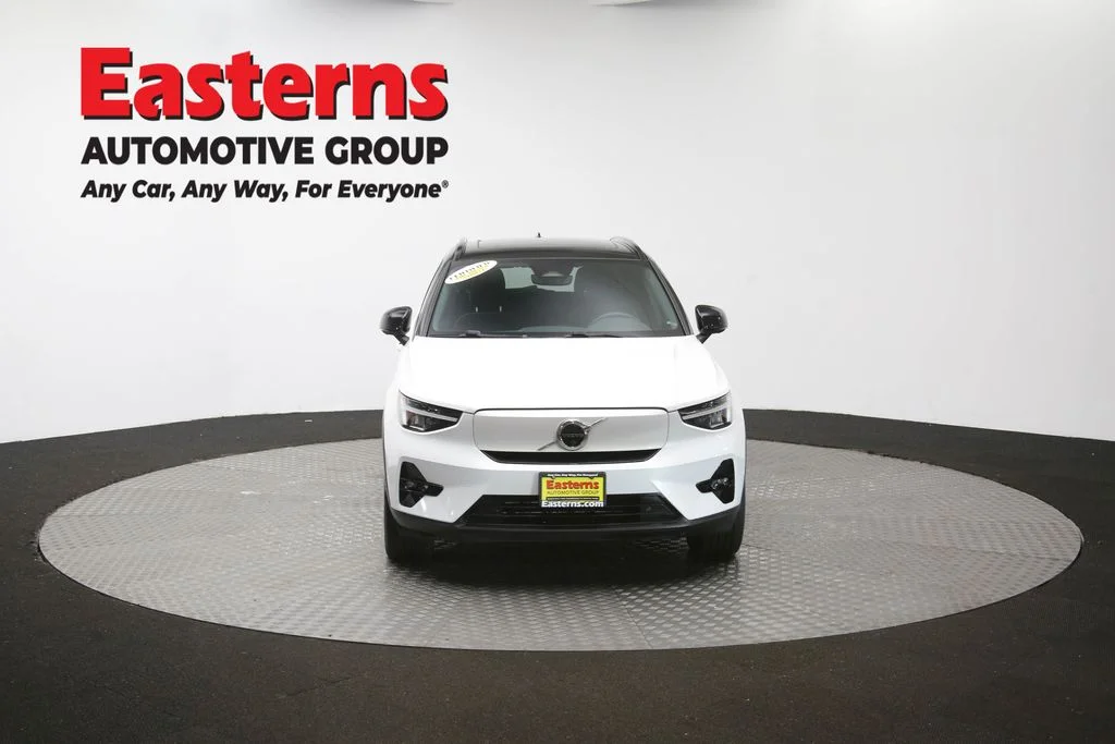Used 2023 White Volvo Twin Plus image 46