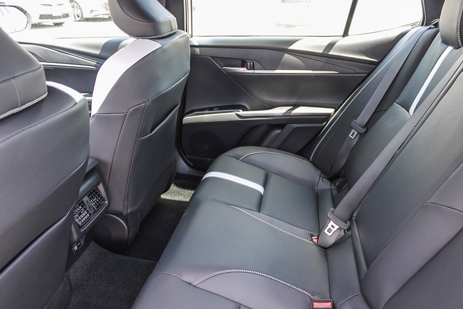 New 2026 Ice Cap Toyota  SE image 20