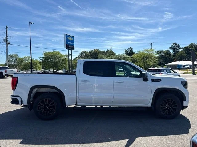 Used 2024 White GMC Elevation image 6