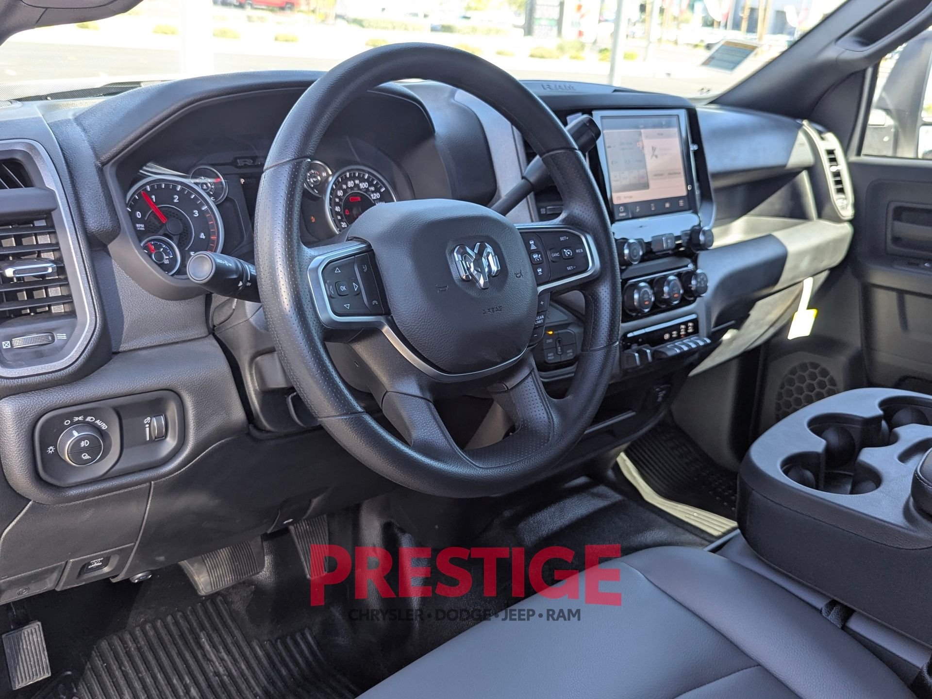 2025 RAM 2500 Tradesman - Photo 11