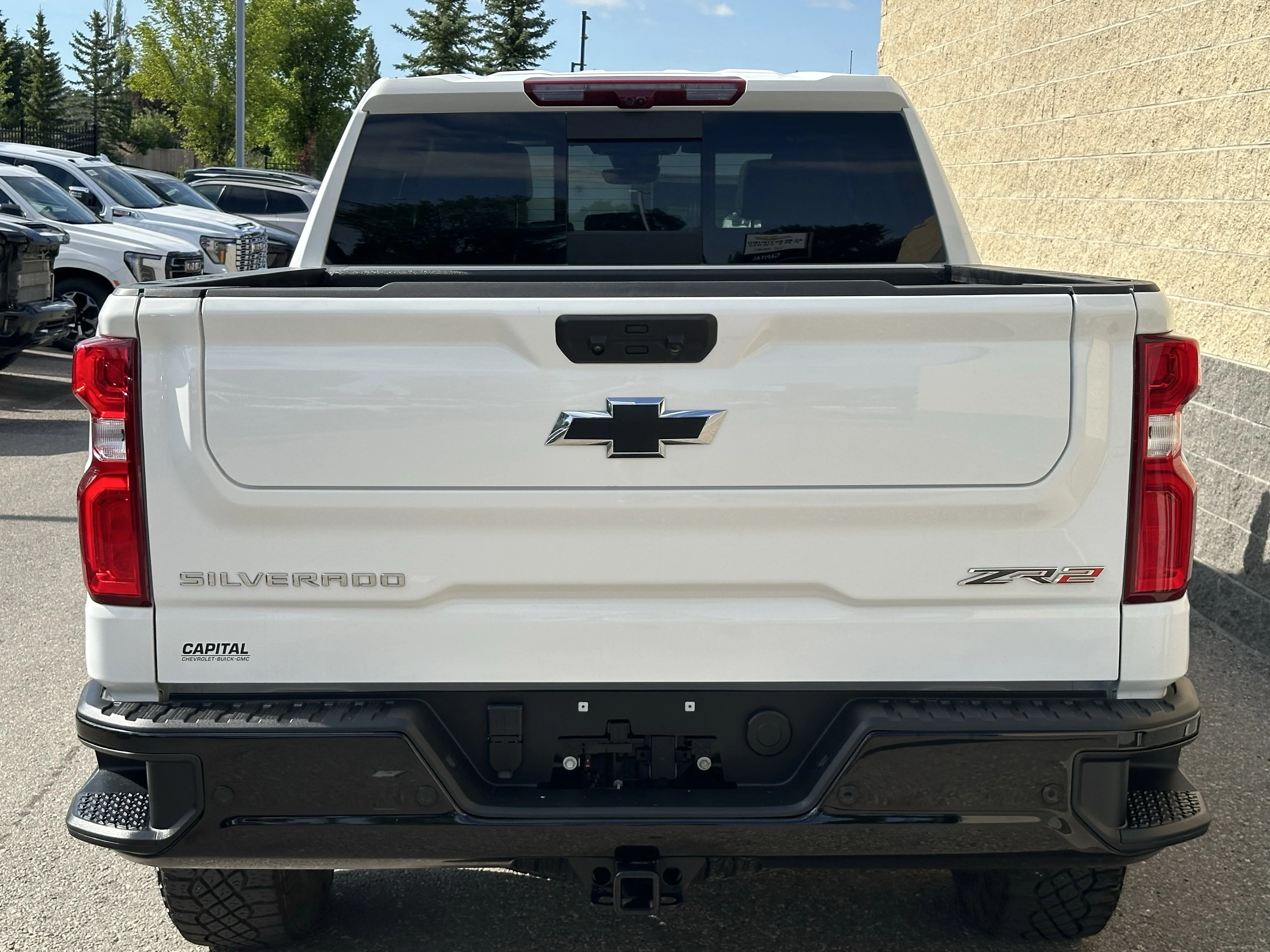 Certified Used 2025  Chevrolet ZR2 image 5