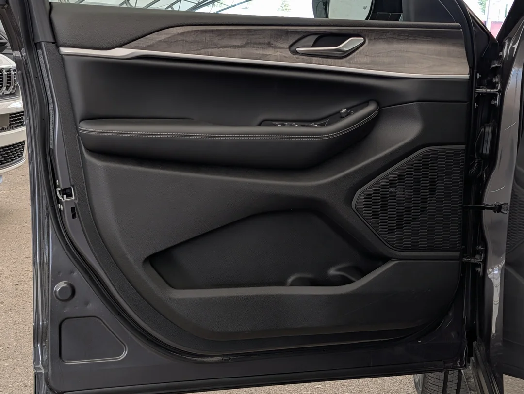 New 2026 Grey Jeep Altitude - - 20 Gloss Black Wheels - Capri Leatherette/Suede - Remote Start - Altitude Pkg & More! image 12