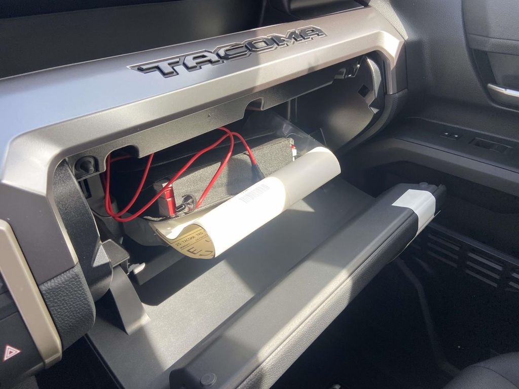 2025 Toyota Tacoma TRD Sport - Photo 23