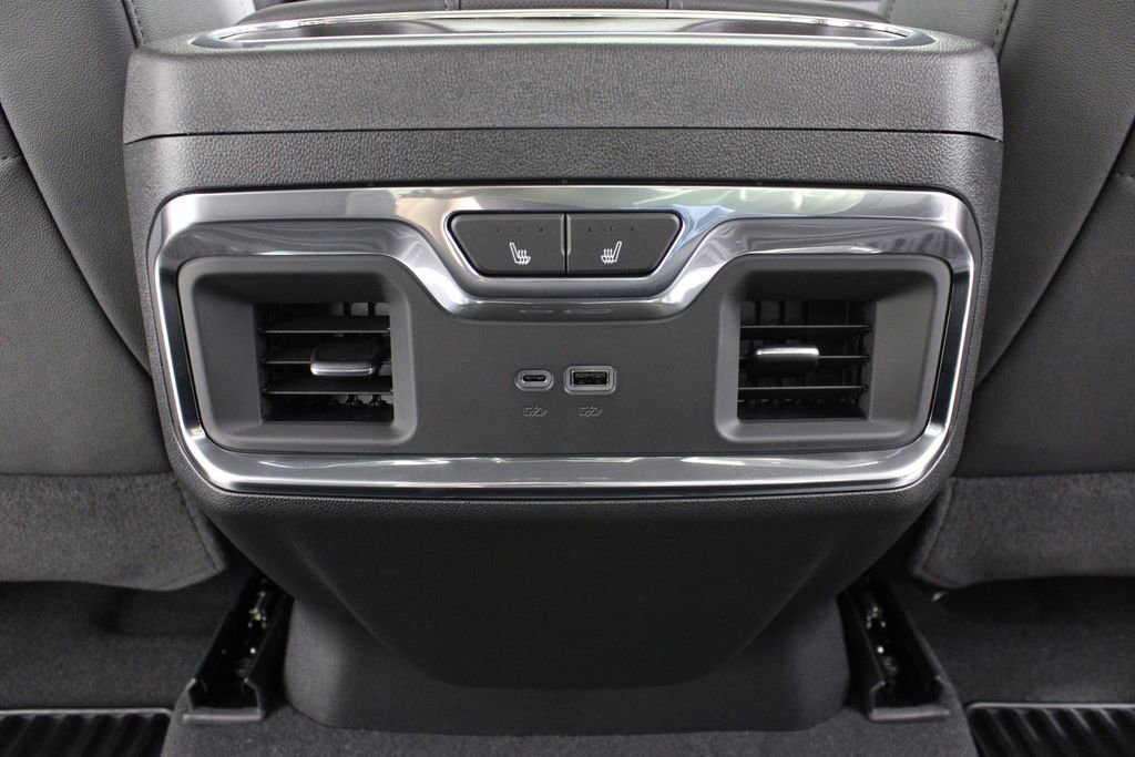 2026 Chevrolet Silverado 1500 LTZ - Photo 17