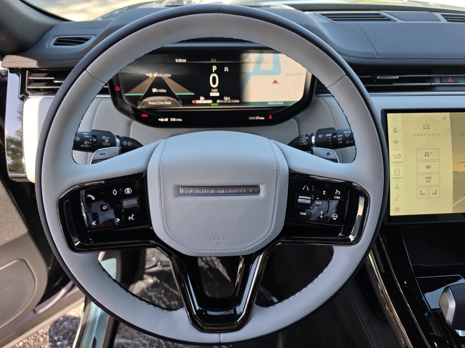 New 2026 Varesine Blue Land Rover P460e Dynamic SE PHEV image 16