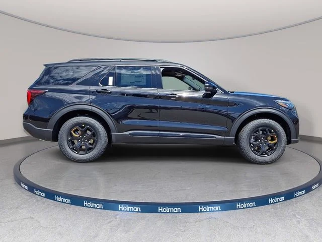 New 2026 Agate Black Metallic Ford Tremor image 3
