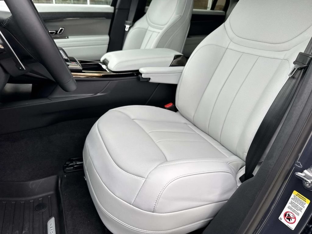 New 2026 Varesine Blue LAND ROVER SE image 10