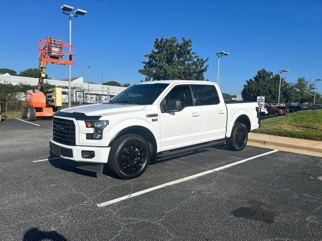 Used 2017 Oxford White Ford XLT image 4