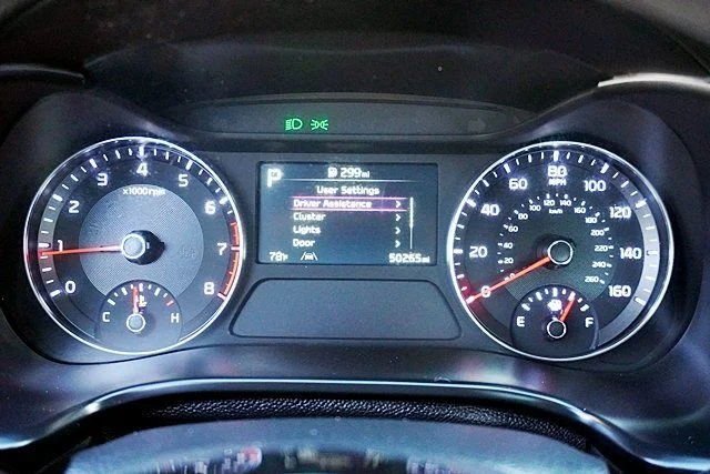 Used 2023 Black Kia LXS image 29
