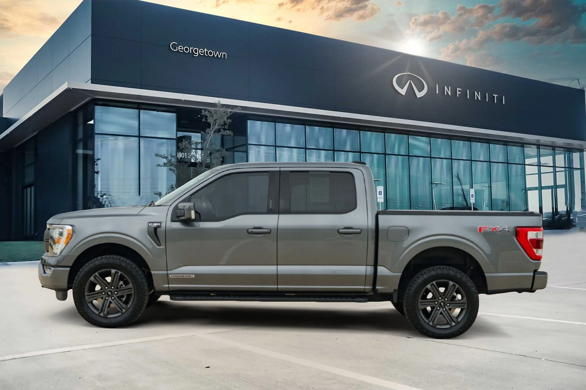 Used 2023 Gray Ford Lariat image 6