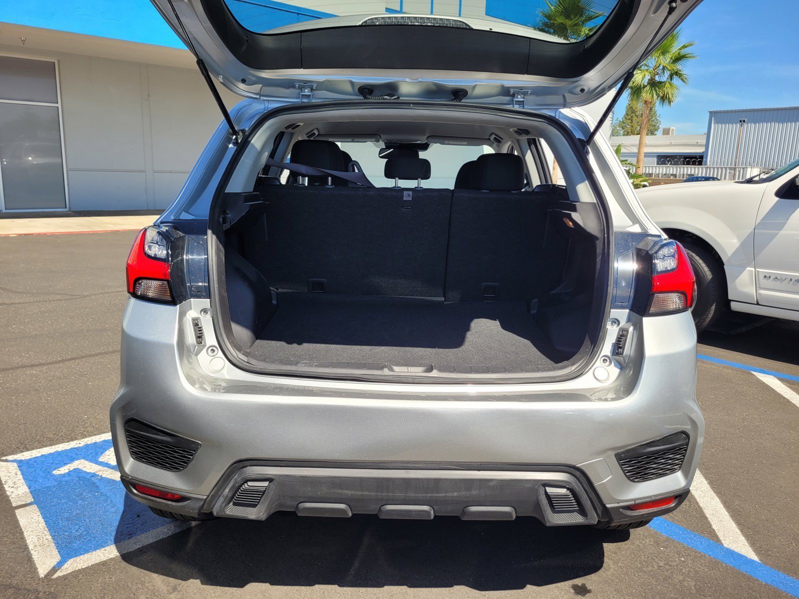Used 2026 Silver Mitsubishi S image 28