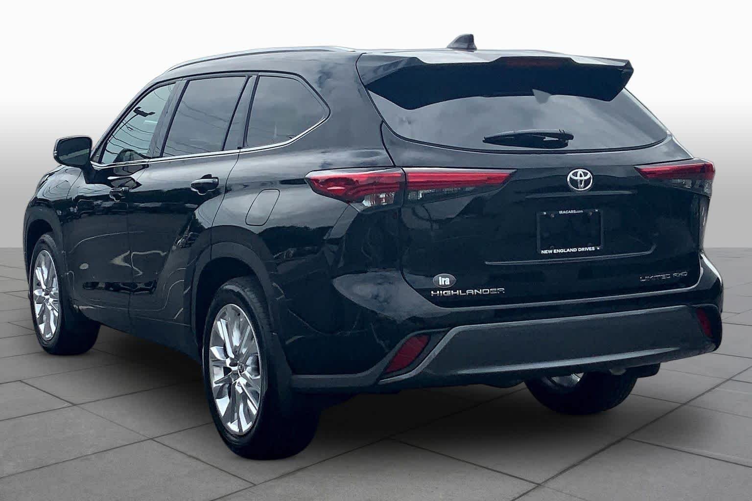 Used 2022 Midnight Black Metallic Toyota Limited image 23
