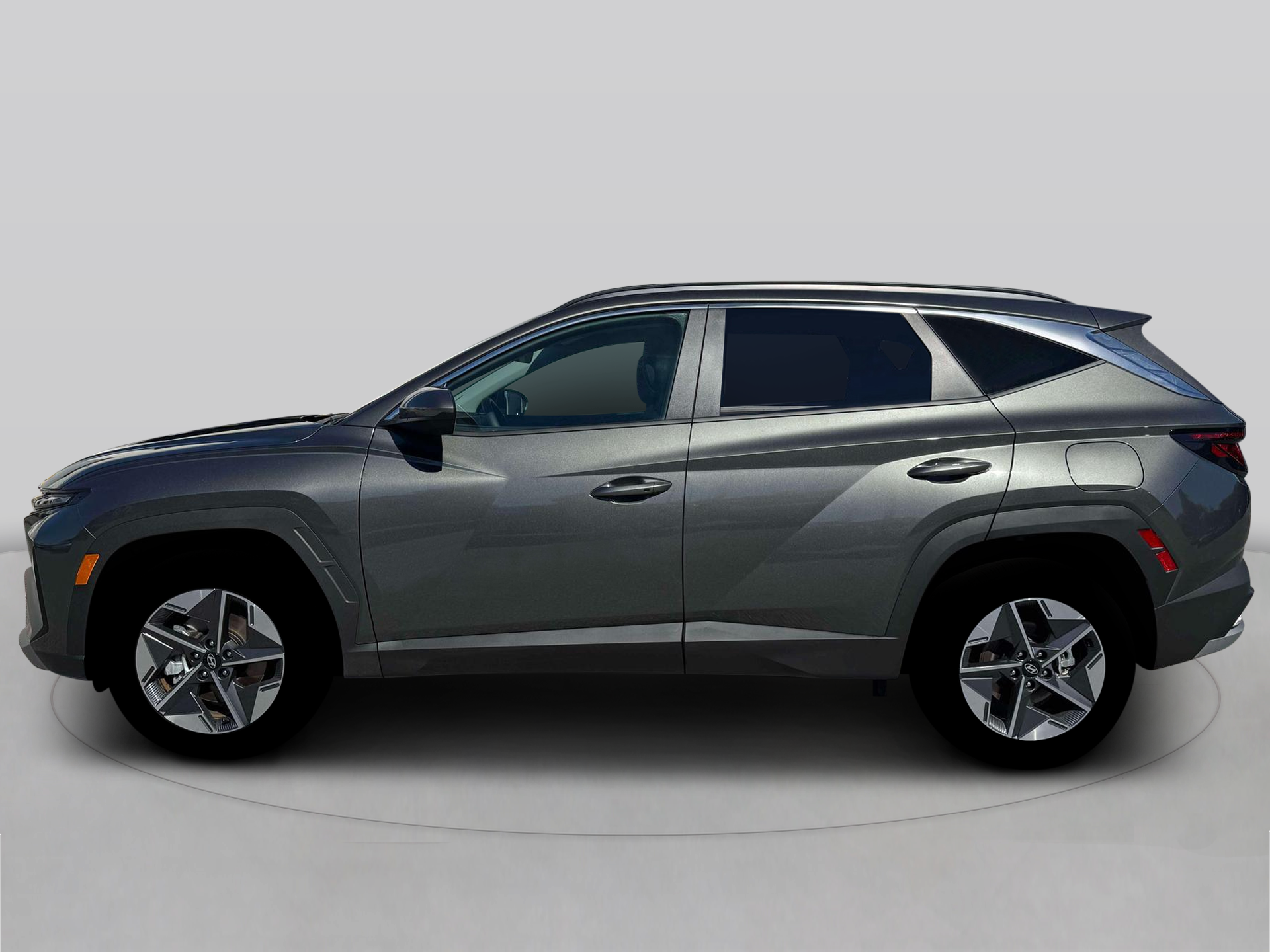 New 2026 Gray Hyundai SEL AWD image 3