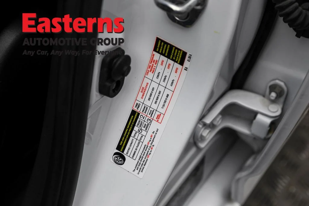 Used 2023 White Nissan SV image 34