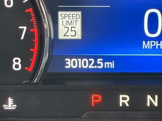 Used 2023 Silver Ford XLT image 18
