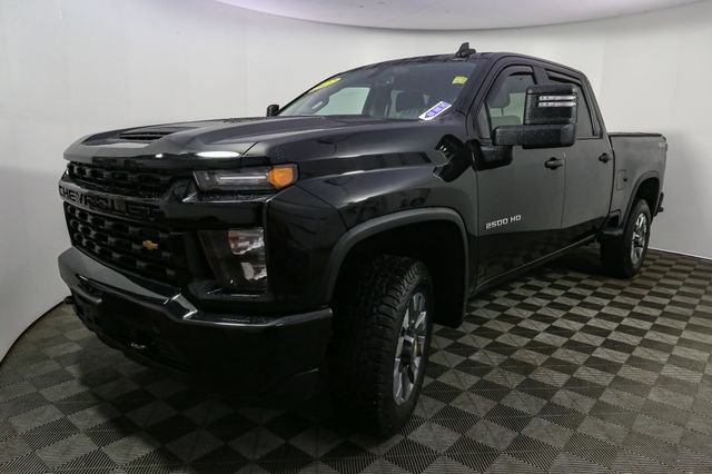 Used 2022 Black Chevrolet Custom image 5