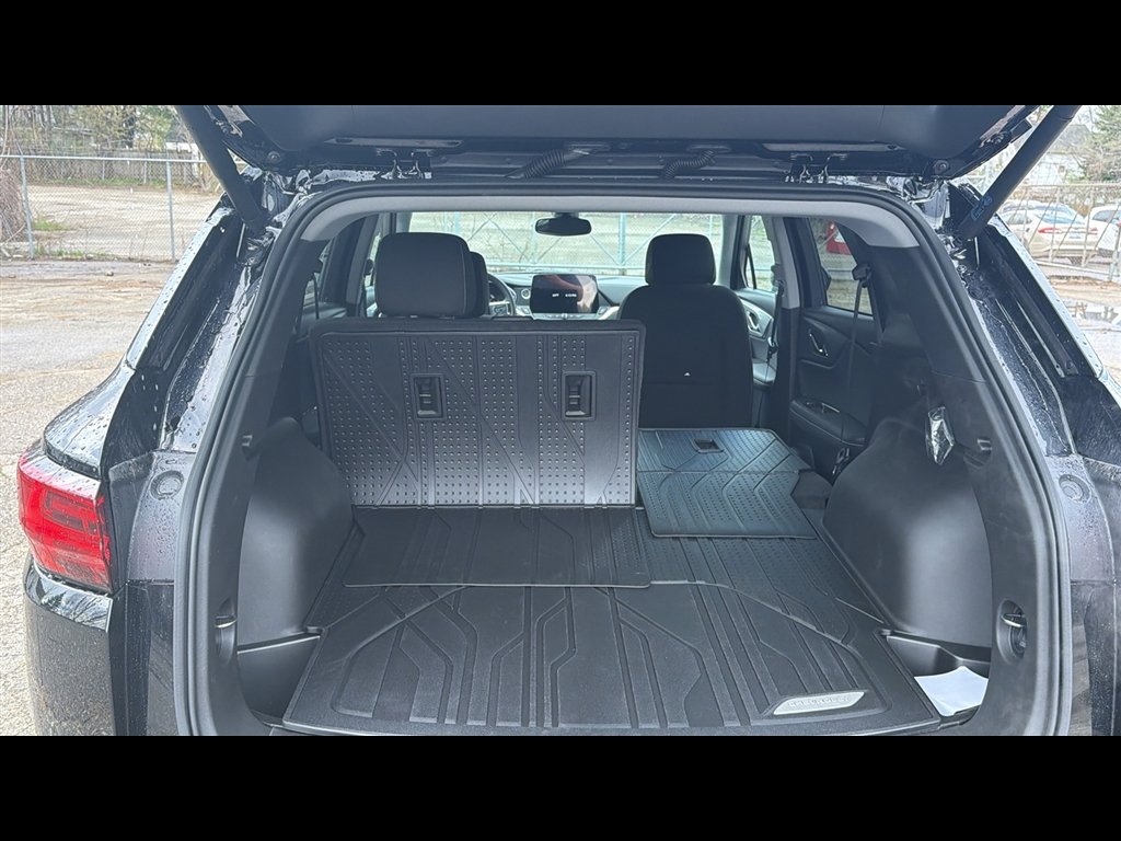 New 2026 Black Chevrolet 2LT image 25