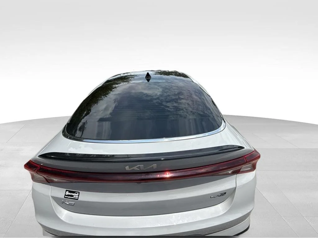 Used 2022 Gray Kia GT-Line image 5