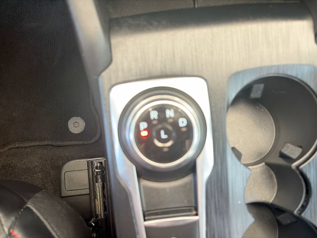 2025 Ford Escape ST-Line - Photo 16