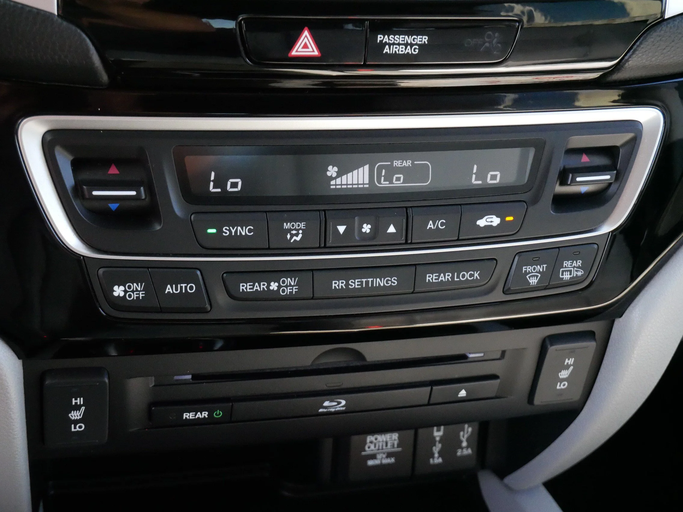2017 Honda Pilot Touring - Photo 23