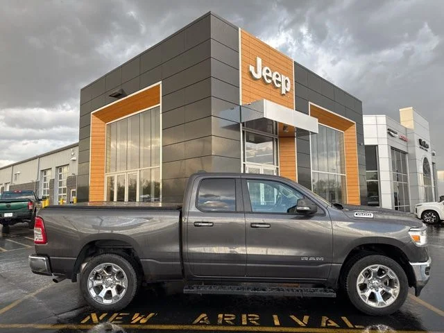 2020 RAM 1500 Big Horn/Lone Star 4x4 Quad Cab 6'4's photo