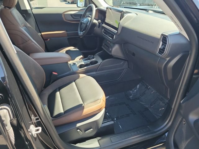 Certified Used 2025 Black Ford Outer Banks image 19