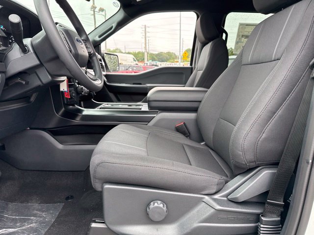 New 2026 Oxford White Ford STX image 23