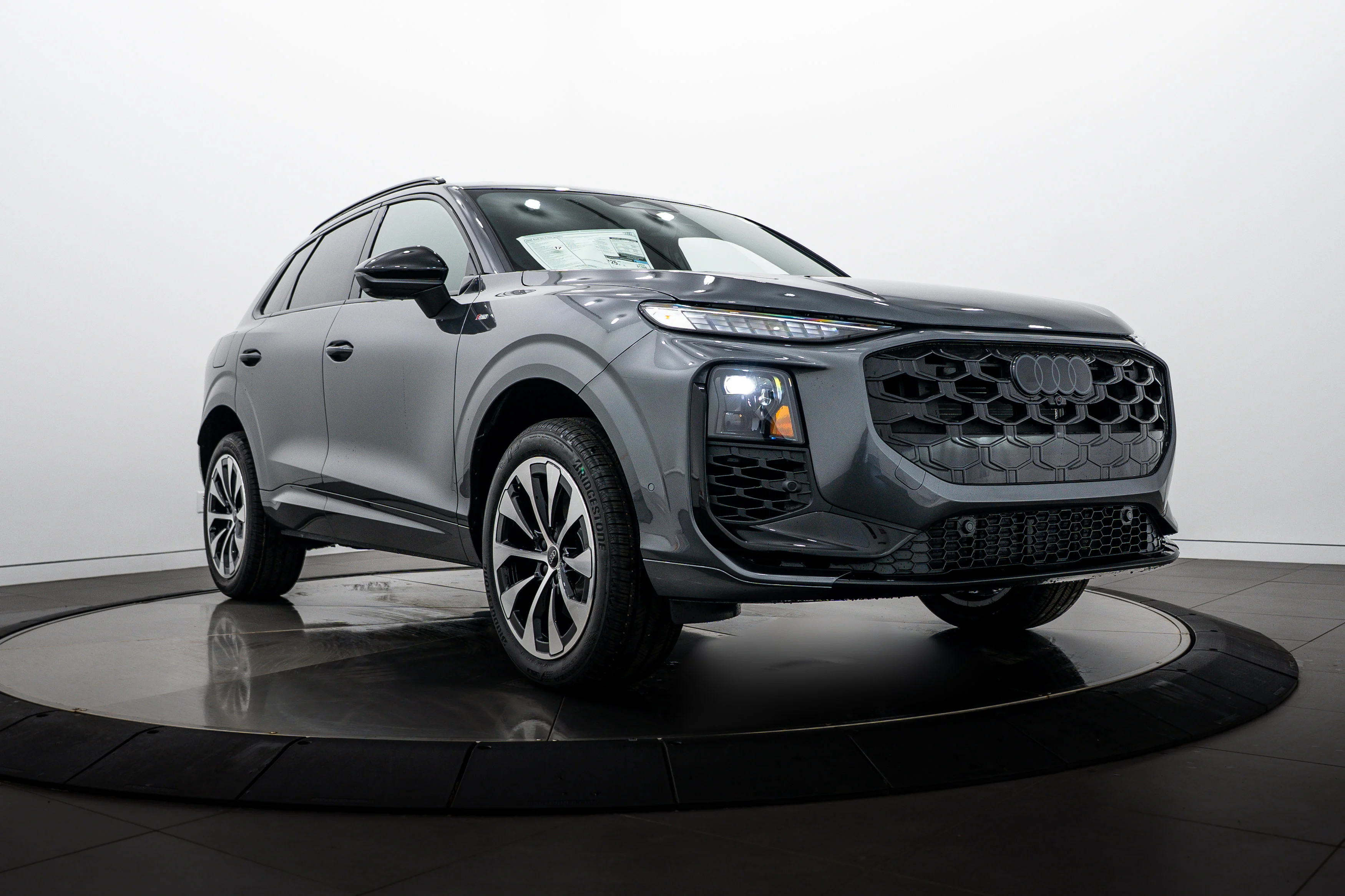 2026 Audi Q3 S line quattro's photo