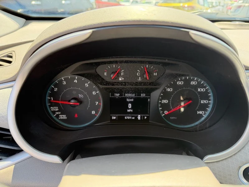 Used 2018 SUMMIT WHITE Chevrolet LS image 9