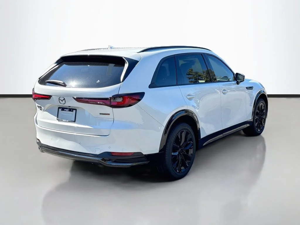 New 2026 Rhodium White Premium Mazda 3.3 Turbo S Premium Sport AWD image 7