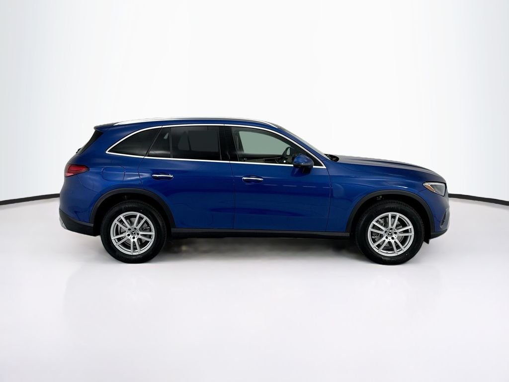 New 2026 Starling Blue Metallic Mercedes-Benz GLC 300 image 4