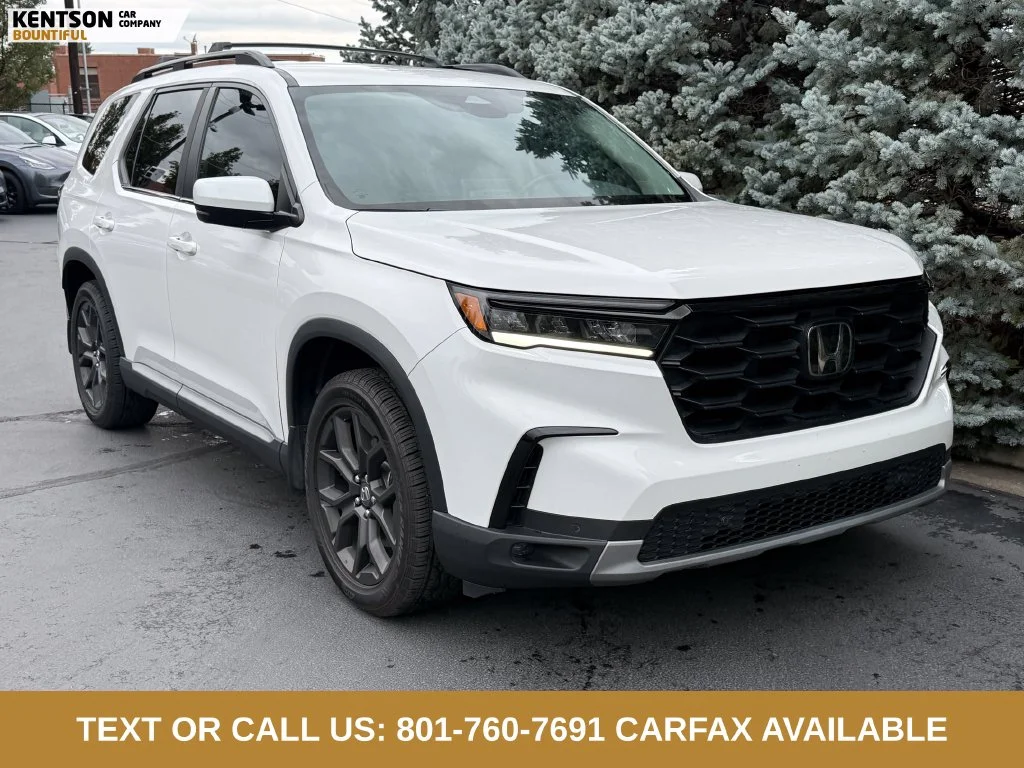 Used 2023 White Honda EX-L image 12