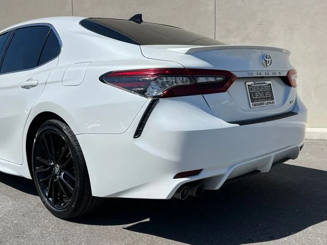 Used 2021 Wind Chill Pearl Toyota XSE V6 image 8