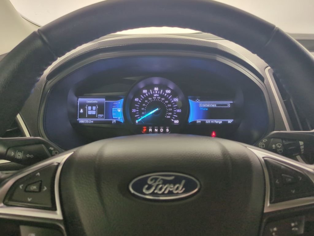 Used 2022 White Ford SEL image 34