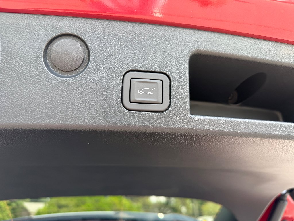 2027 Chevrolet Equinox LT - Photo 19