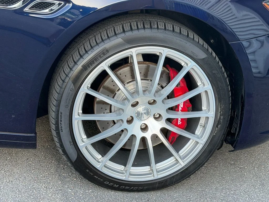 Used 2018 Blue Maserati S GranLusso image 9